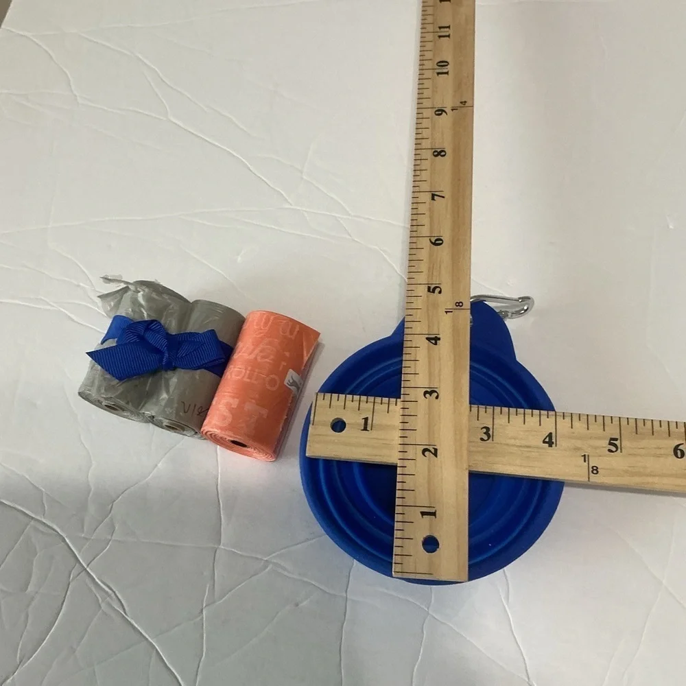 Collapsible Blue Pet Bowl with Waste Bags